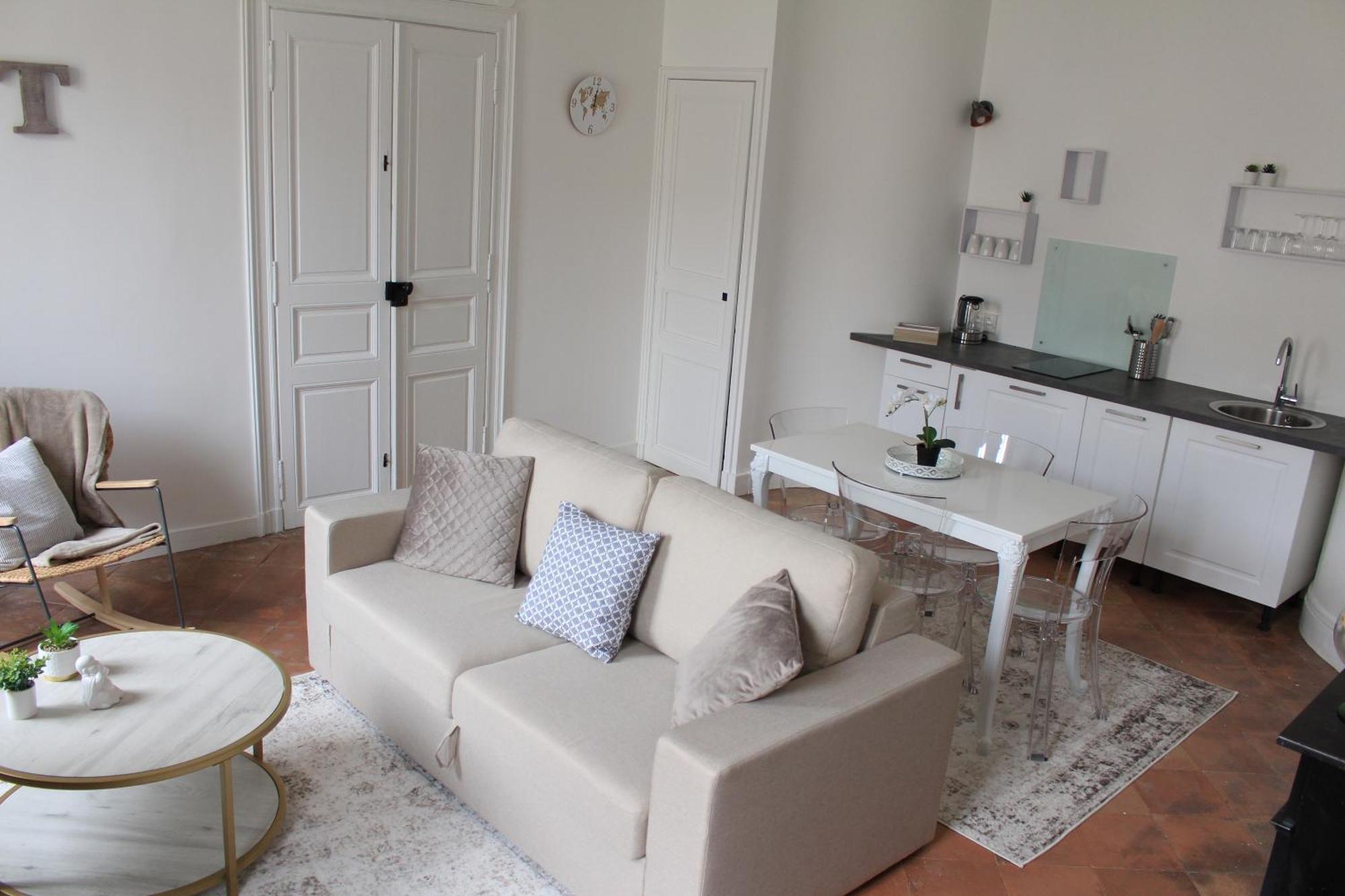 Chic Andreossy-Cosy-Authentique-Wi-Fi-Velo Apartment Castelnaudary Luaran gambar